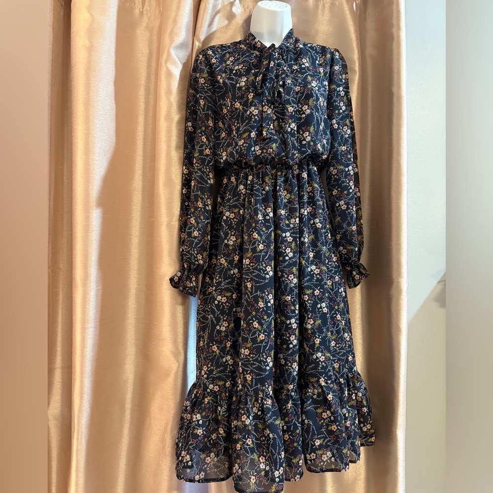 TM Larinoff Black Floral Long Sleeve Dress Midi‎ 42 Cottagecore Fairycore Goth